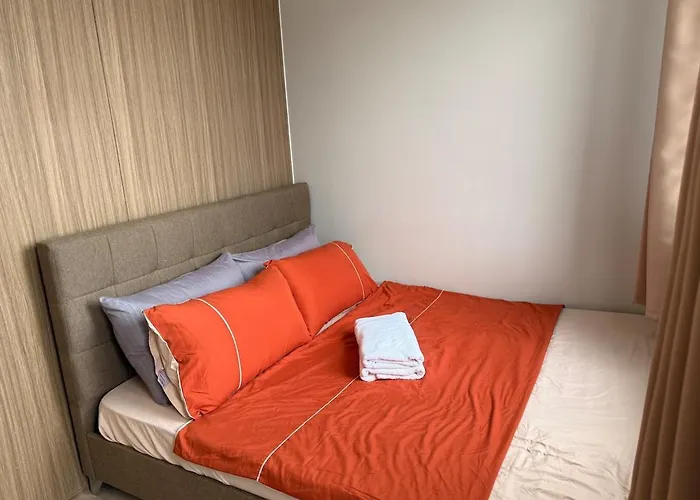 Flat In Mall Of Shore Smx View With Netflix