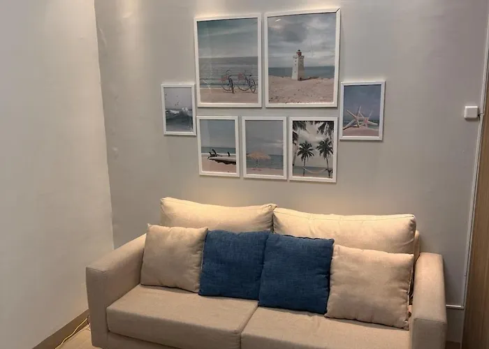 Apartment Flat In Mall Of Shore Smx View With Netflix