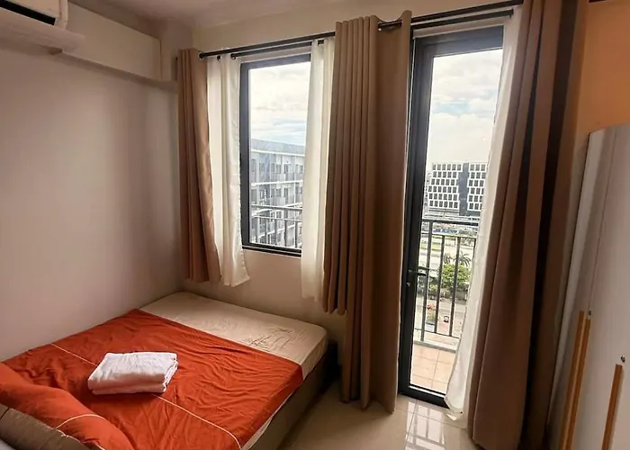 Flat In Mall Of Shore Smx View With Netflix *